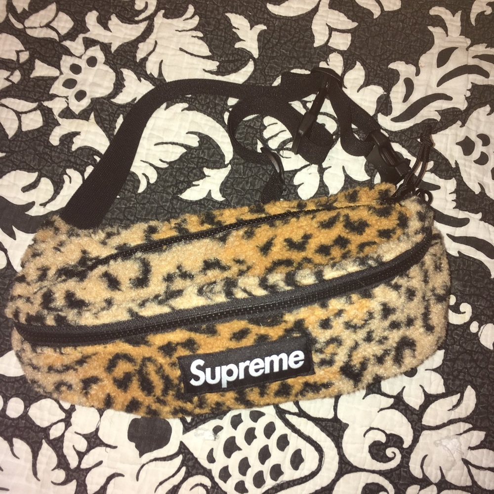 Supreme fanny